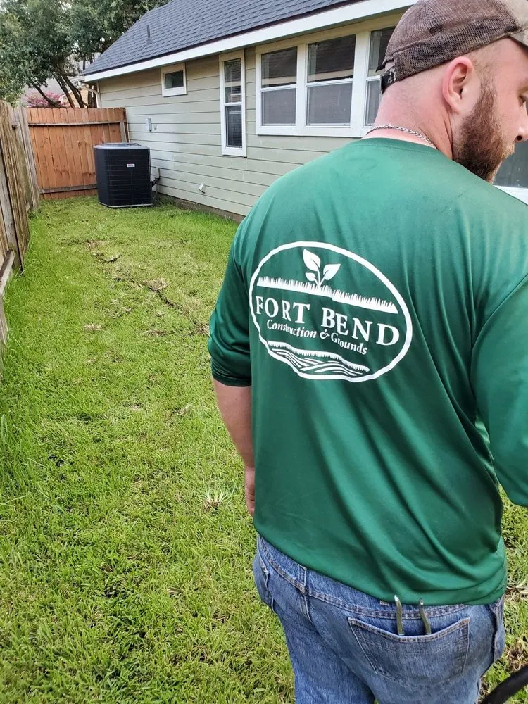 Local landscape installation for outdoor upgrades in Rosharon, TX by Fort Bend Construction and Grounds