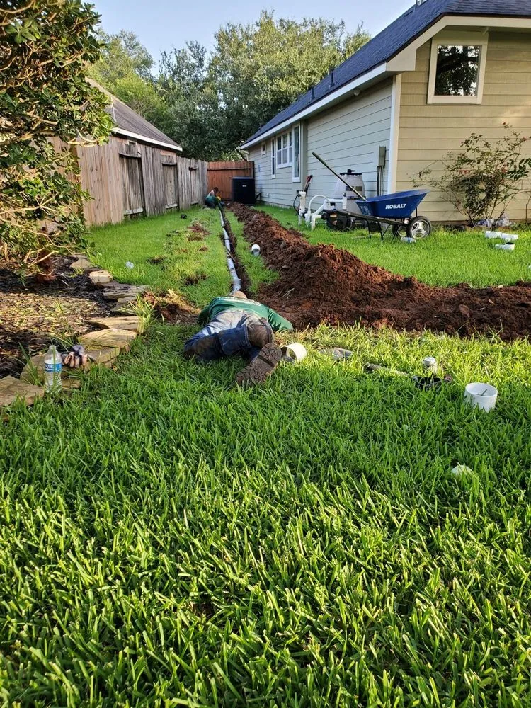 Professional lawn mowing service in Rosharon, TX by Fort Bend Construction and Grounds