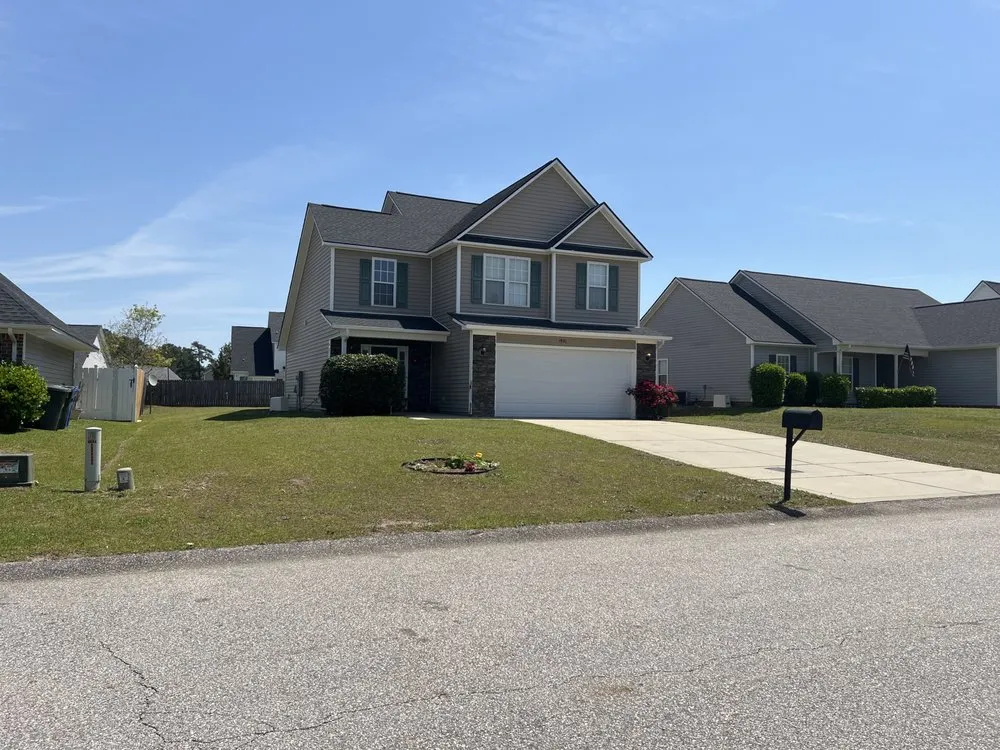 Affordable lawn mowing service in Fayetteville, NC - Fort Liberty Lawn