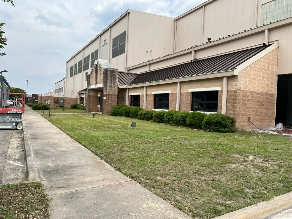 Reliable lawn mowing service experts serving Fayetteville, NC - Fort Liberty Lawn