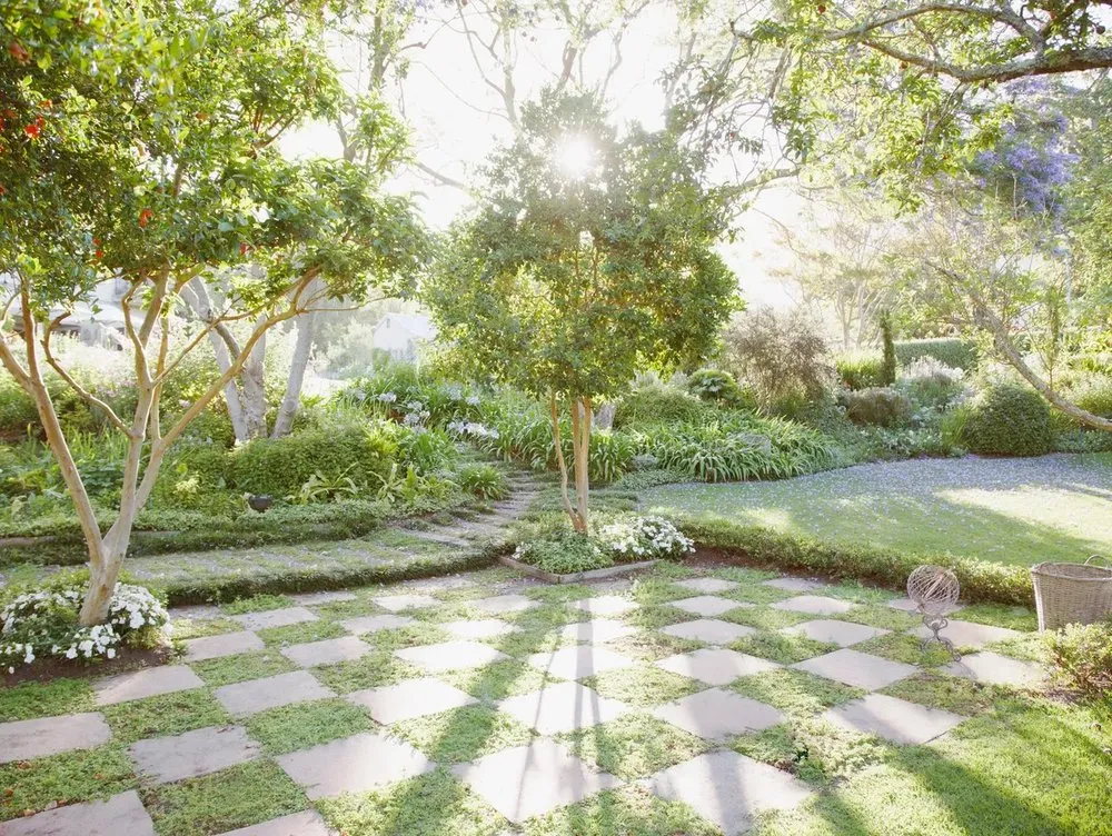 Professional outdoor landscaping in Benbrook, TX by Fort Scape