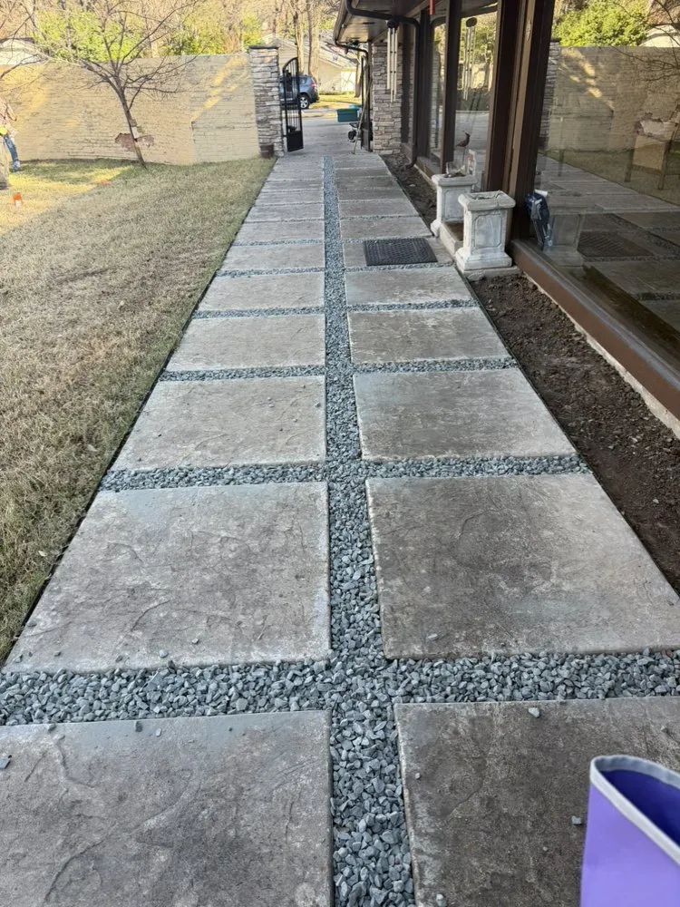 Custom yard maintenance in Benbrook, TX by Fort Scape