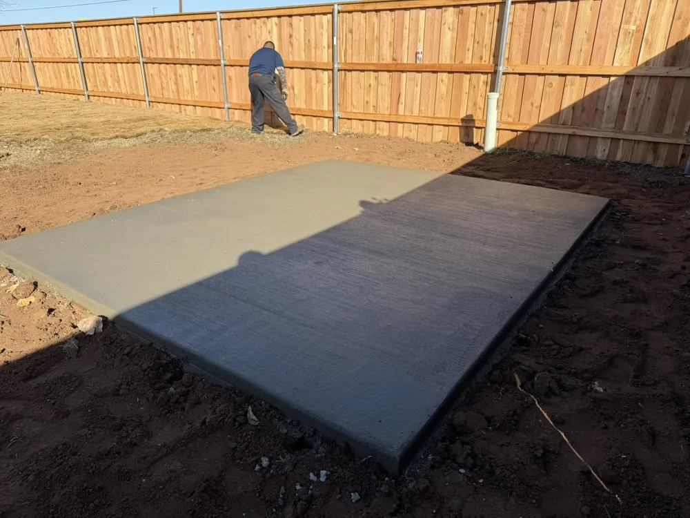 Professional yard cleanup service in Benbrook, TX - Fort Scape