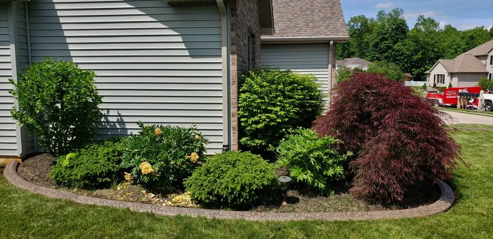 Reliable landscape installation in Fort Wayne, IN - Fort Wayne Decorative Curbing - FWDC