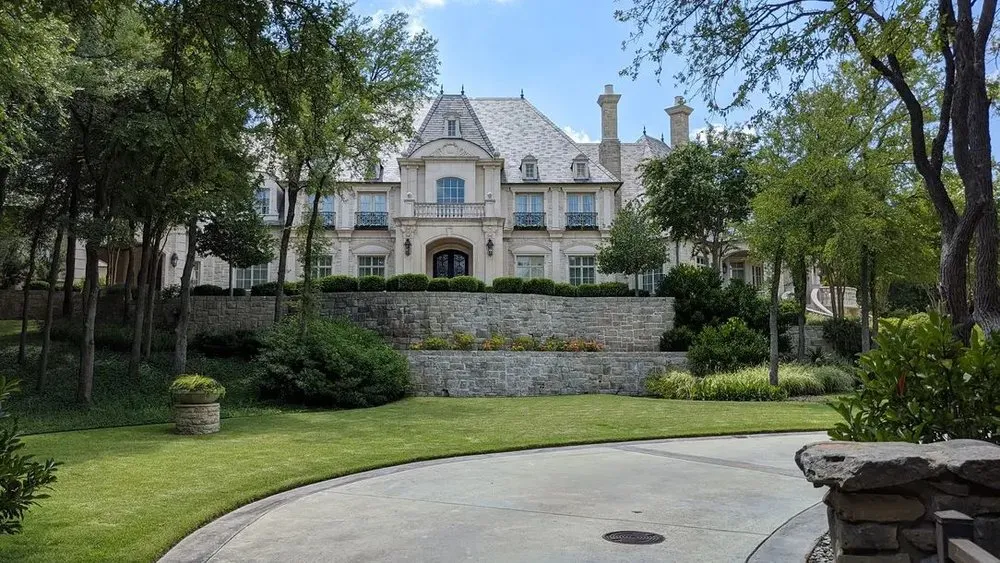 Custom garden landscaping experts serving Fort Worth, TX - Fort Worth Custom Landscaping