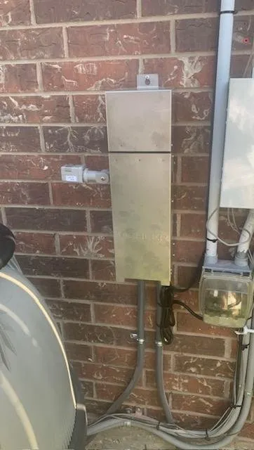 Professional yard cleanup service for year-round maintenance in Fort Worth, TX by Fort Worth Landscape Management