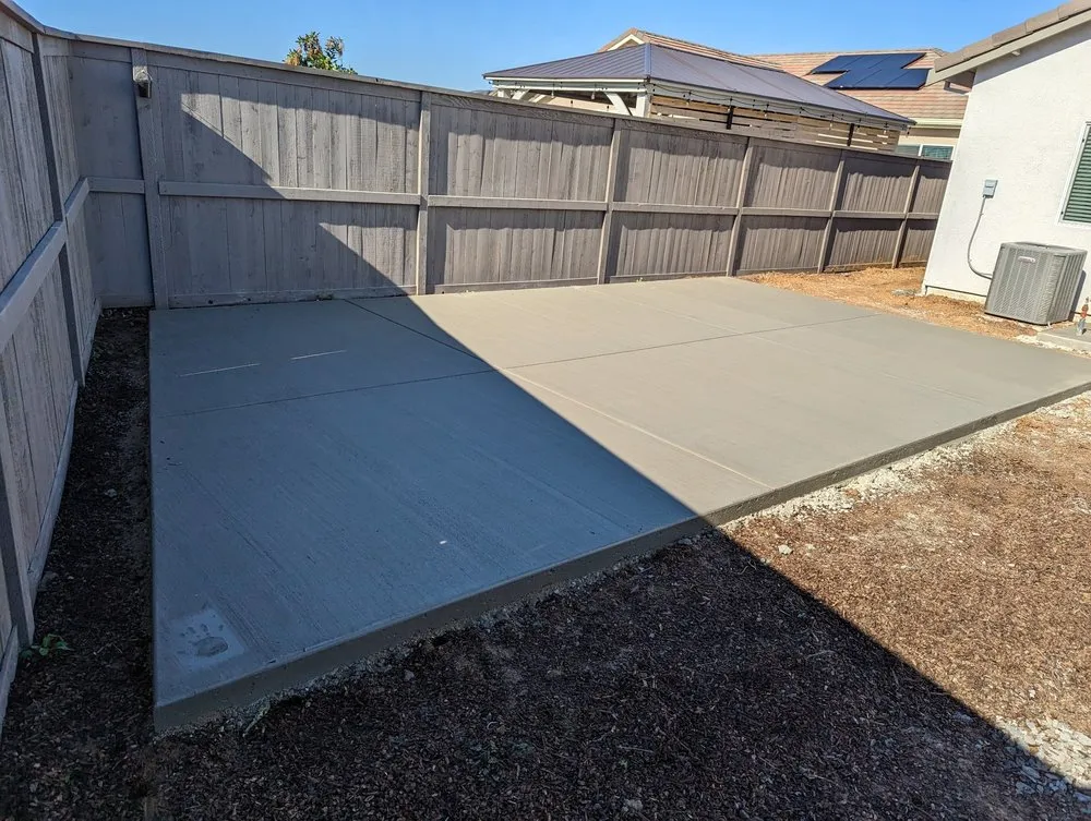 Professional garden landscaping in Plumas Lake, CA by Fortino's Landscaping