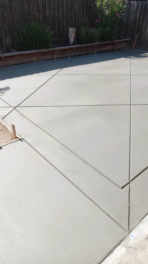 Reliable yard cleanup service in Plumas Lake, CA by Fortino's Landscaping