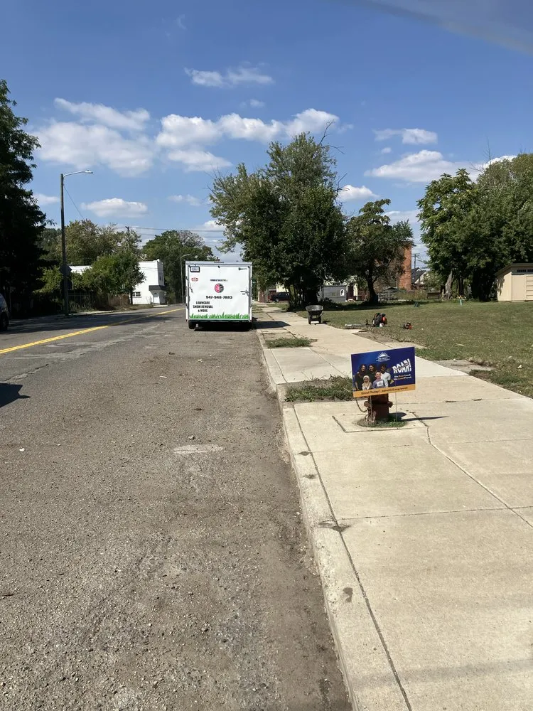 Custom lawn care service with custom design across Detroit, MI - Forward Action Solutions