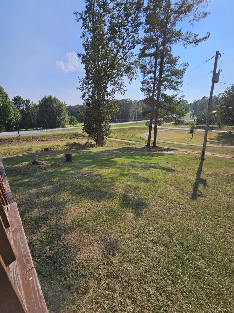 Reliable yard maintenance for year-round maintenance across Calhoun City, MS - Fosters Landcaping & Lawn Maintenance
