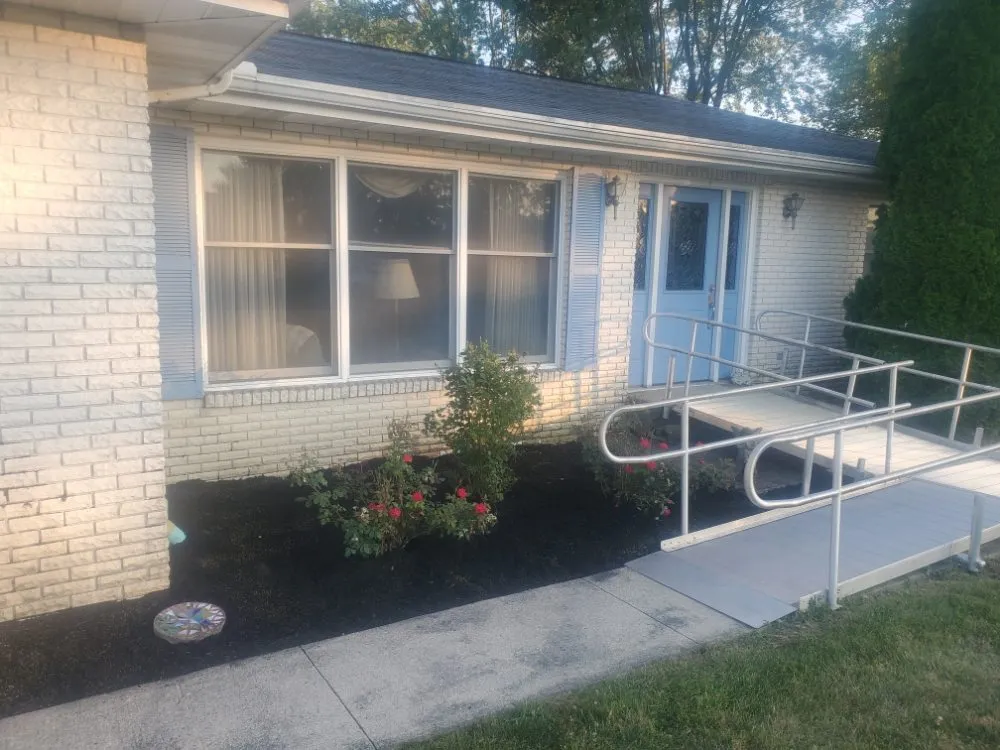 Expert lawn care service experts serving Columbus Grove, OH - Fosters Lawn and Garden