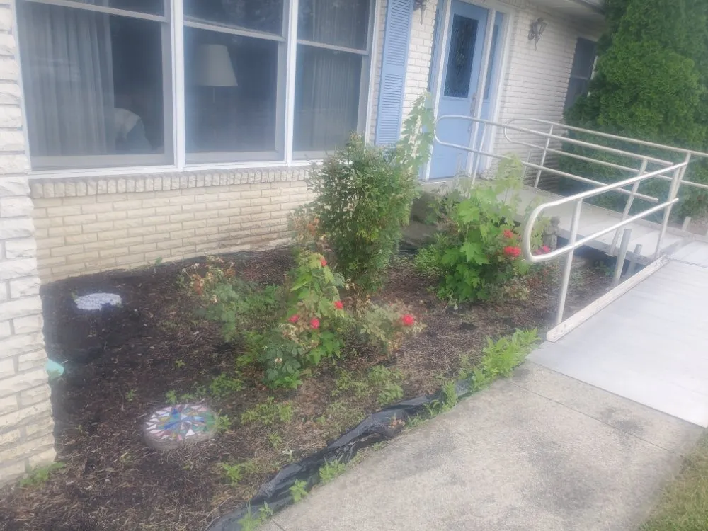 Local lawn care service near you across Columbus Grove, OH - Fosters Lawn and Garden