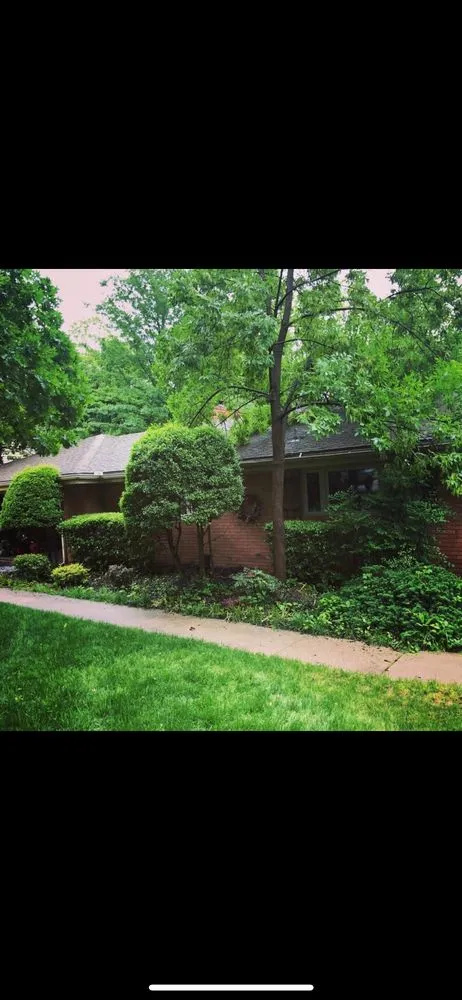 Top-rated garden landscaping experts serving Norman, OK - Foster’s Lawn and Landscape