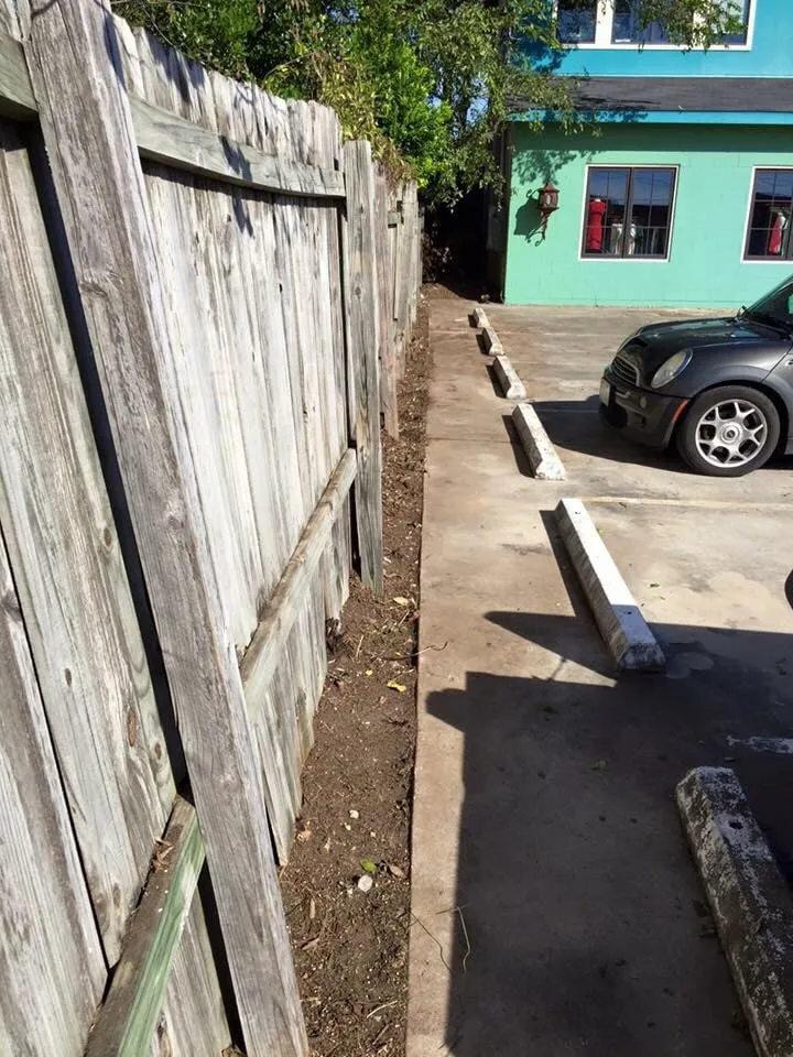 Professional yard cleanup service for homes in Leander, TX by Fosters Lawn Care