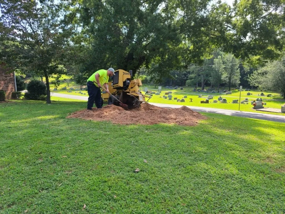 Professional yard maintenance experts serving Resaca, GA - Foubert's Landscaping