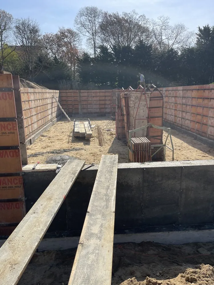 Top-rated outdoor landscaping in New Bedford, MA - Foundation concrete 5 start