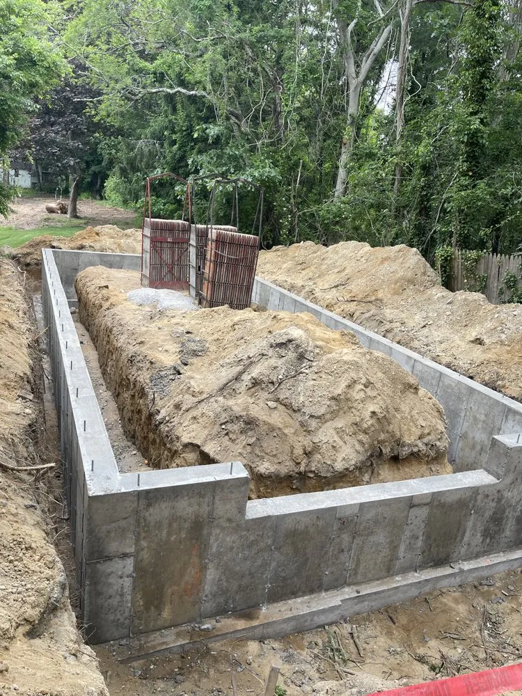 Local lawn mowing service in New Bedford, MA - Foundation concrete 5 start