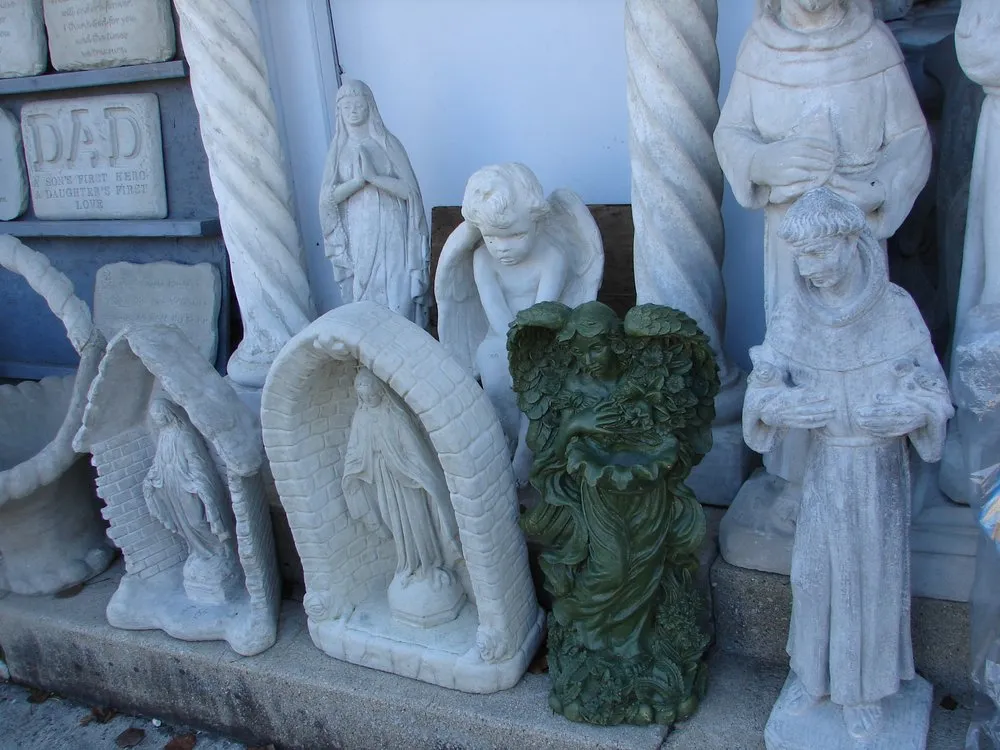 Expert outdoor landscaping for year-round maintenance across Milford, OH - Fountain Specialist