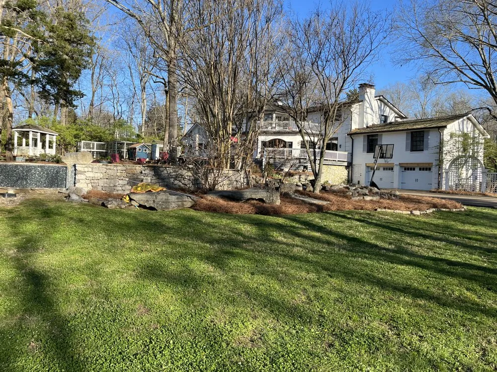 Professional landscaping services experts serving Nashville, TN - Four Brothers Lawn and Landscaping
