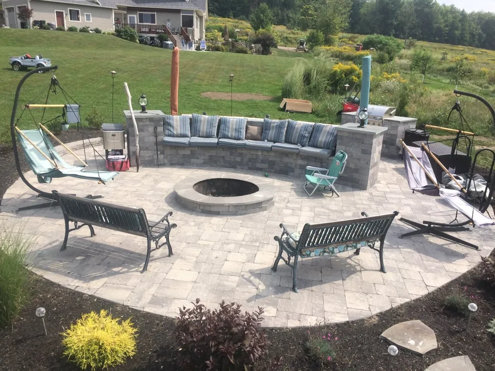 Local yard cleanup service in Saint Albans City, VT by Four Leaf Landscaping