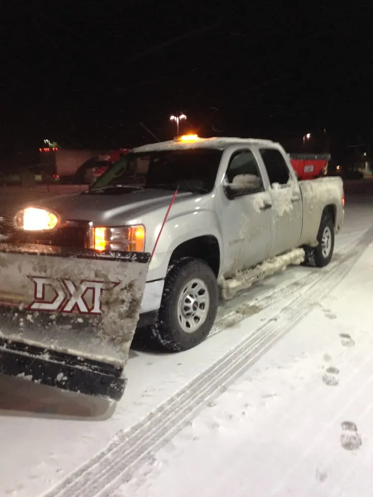 Affordable landscaping services experts serving Saint Albans City, VT - Four Leaf Landscaping