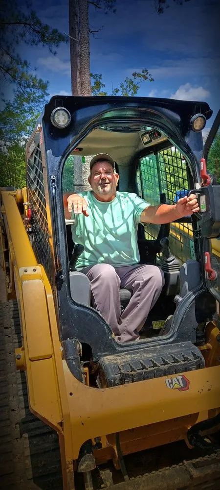 Custom yard maintenance in Four Oaks, NC - Four Oaks Residential