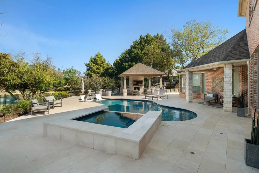 Reliable landscaping services experts serving Prosper, TX - Four Rivers Pools