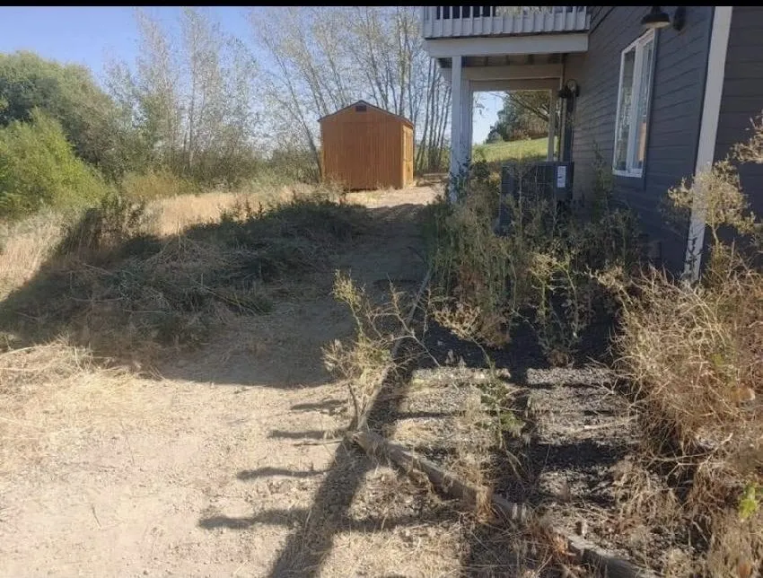 Top-rated landscaping services in Yakima, WA by Four Season Landscape & Irrigation