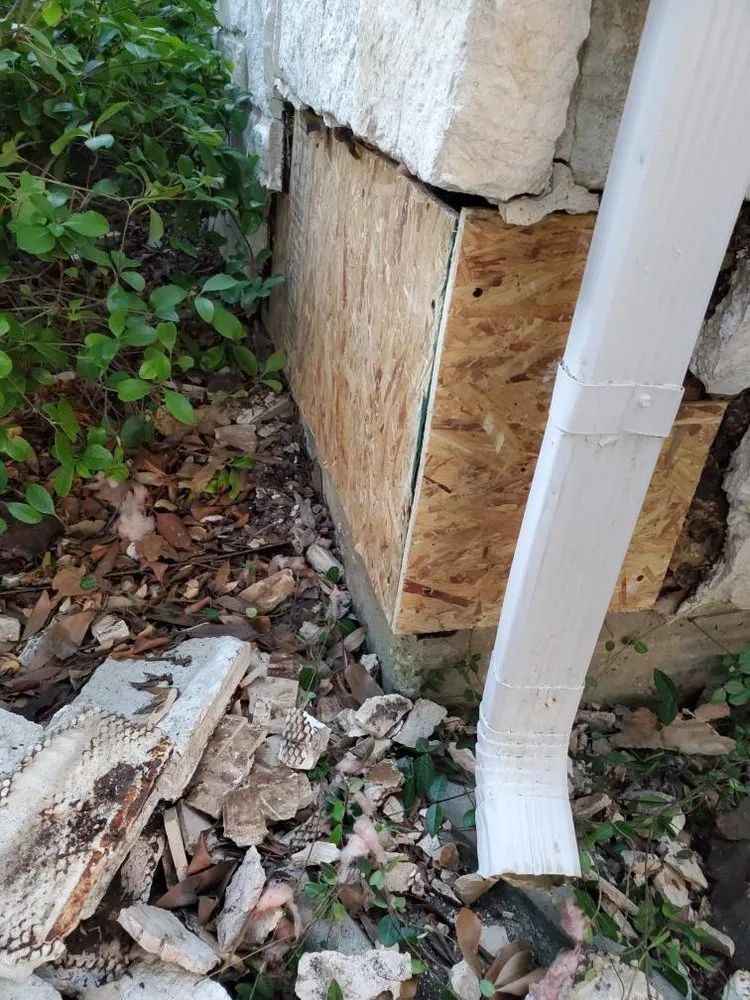 Professional lawn mowing service for beautiful yards in Dallas, TX by Four Season Mowing