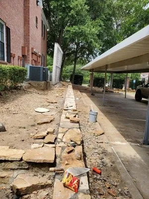 Four Season Mowing Logo