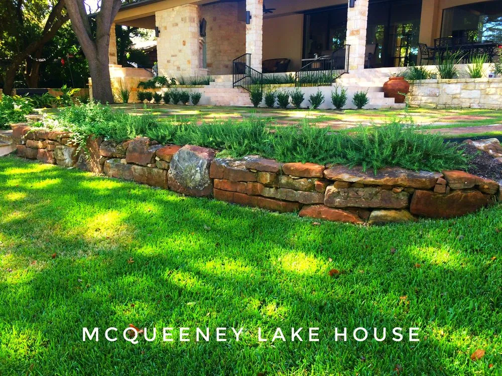 Affordable yard cleanup service for year-round maintenance across San Antonio, TX - Four Seasons Botanical