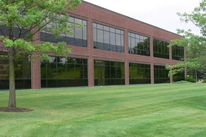 Custom garden landscaping in Huntley, IL by Four Seasons Care