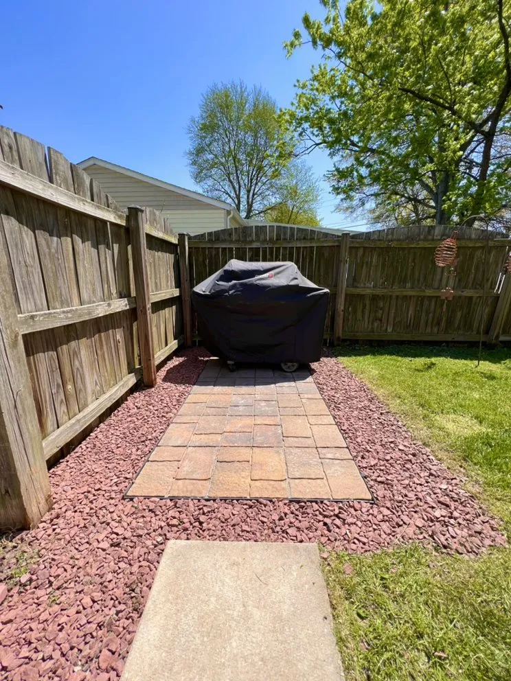 Reliable lawn care service in Pasadena, MD - Four Seasons Contracting