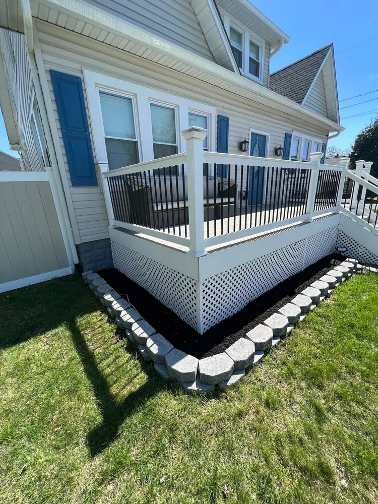 Reliable residential landscaping experts serving Pasadena, MD - Four Seasons Contracting