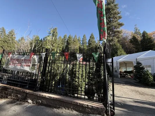 Four Seasons Garden Center