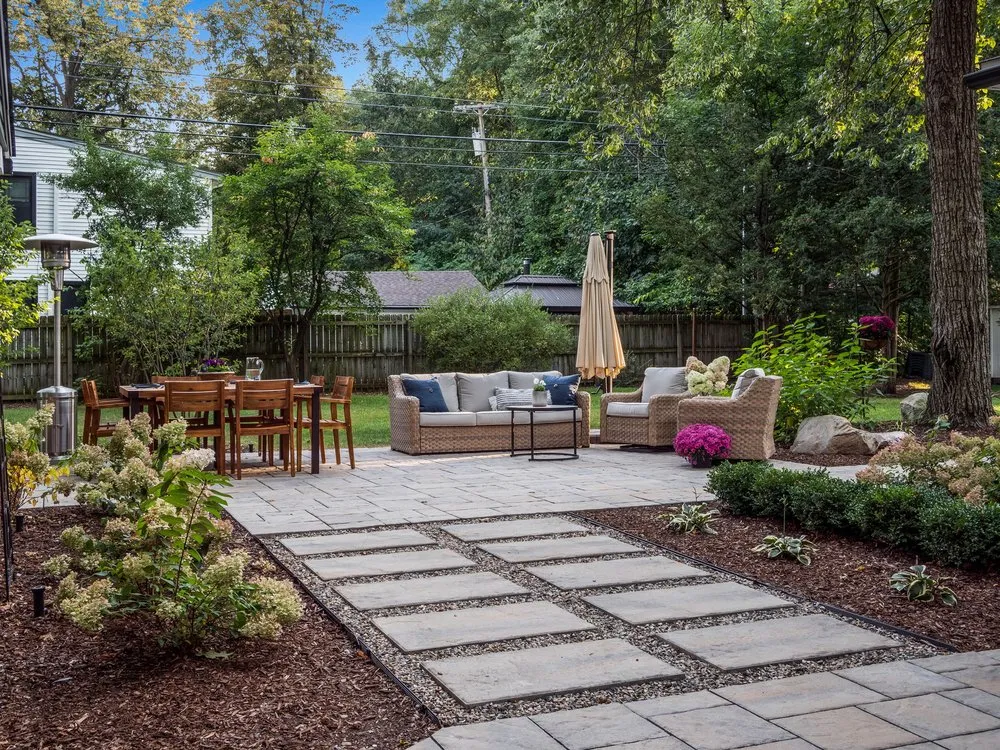Affordable landscape design experts serving Oak Park, MI - Four Seasons Garden Center