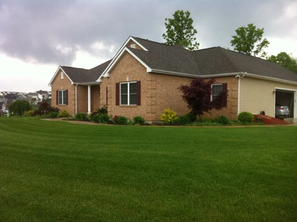 Local yard maintenance experts serving Moscow, PA - Four Seasons Grounds Care