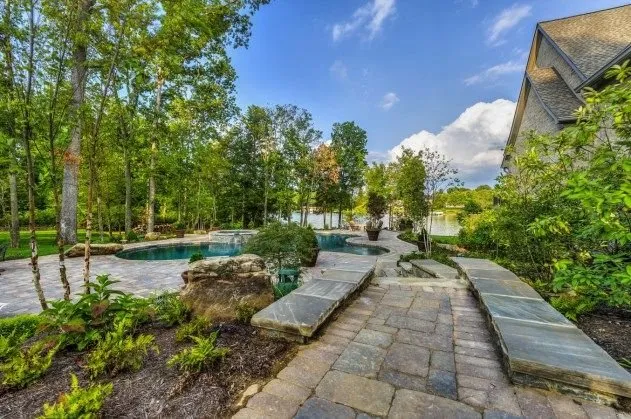 Expert residential landscaping in Knoxville, TN - Four Seasons Grounds Management