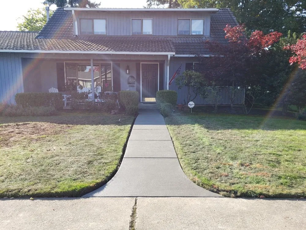 Top-rated lawn mowing service in Hillsboro, OR by Four Seasons Landscape & Construction