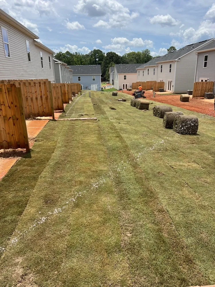 Reliable yard maintenance with custom design in Abbeville, SC by Four Seasons Landscape