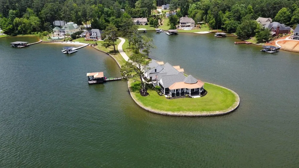 Top-rated lawn mowing service for homes in Abbeville, SC by Four Seasons Landscape