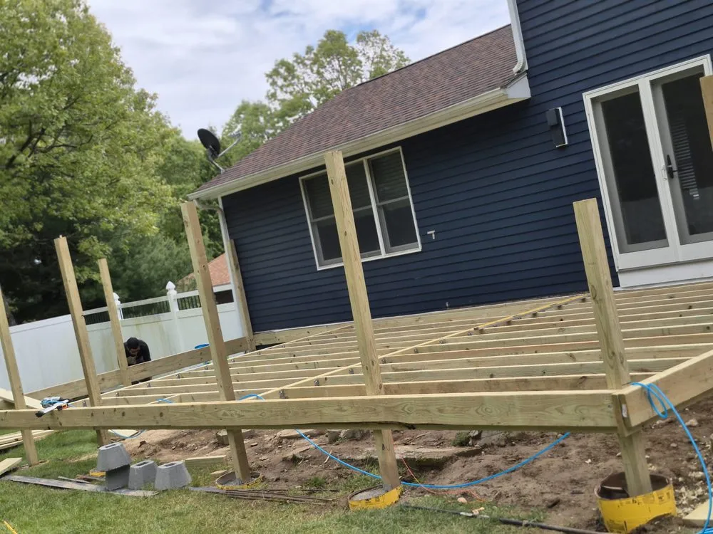 Affordable lawn mowing service for beautiful yards across Cranston, RI - Four Seasons Landscape and Construccion