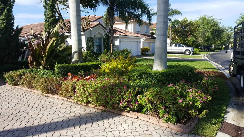Reliable outdoor landscaping experts serving Three Lakes, FL - Four Seasons Landscape Architecture