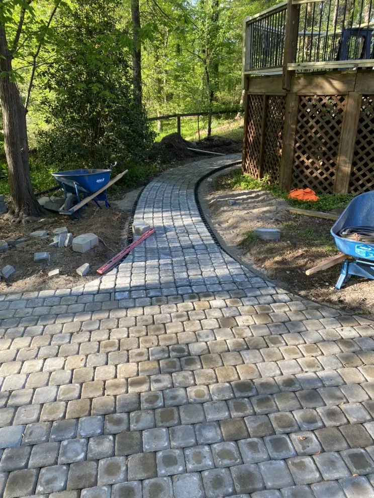 Trusted outdoor landscaping experts serving Raleigh, NC - Four Seasons Landscaping and Maintenance