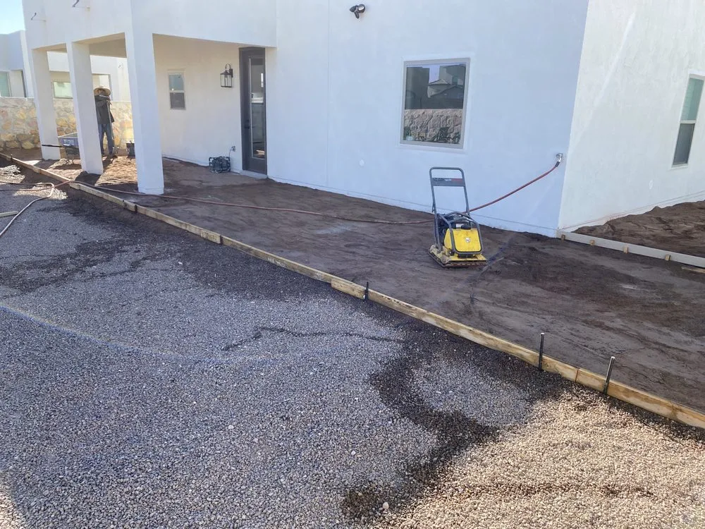 Expert lawn mowing service in El Paso, TX - Four Seasons Landscaping