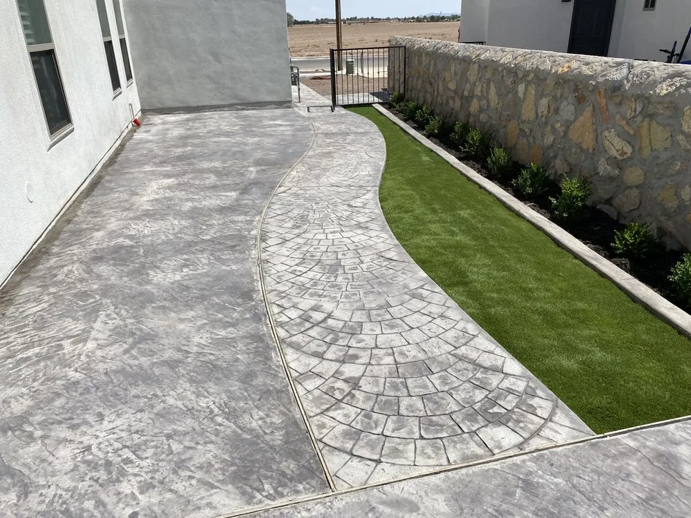 Reliable lawn mowing service in El Paso, TX - Four Seasons Landscaping