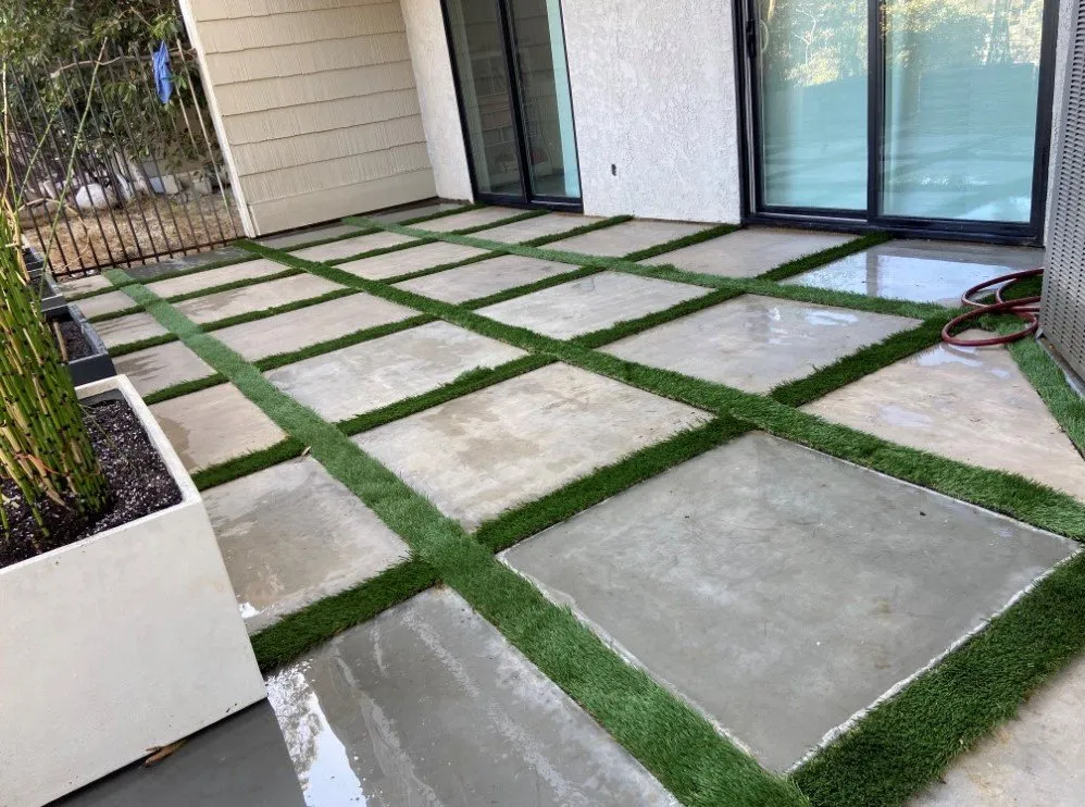 Top-rated lawn care service experts serving Huntington Park, CA - Four Seasons Landscaping