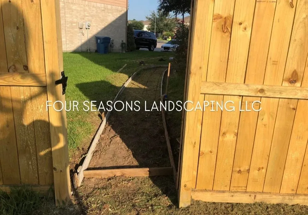Top-rated yard maintenance for beautiful yards across Magnolia, TX - Four Seasons Landscaping
