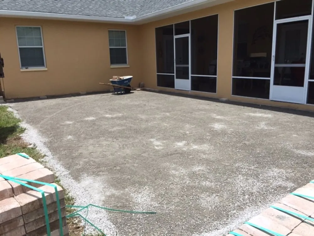 Custom landscape installation experts serving Dover, FL - Four Seasons Lawn & Garden