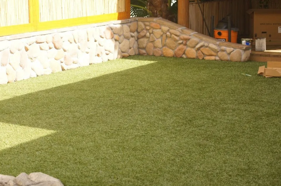 Professional lawn care service for homes across Fort Lauderdale, FL - Four Seasons Lawn & Landscape